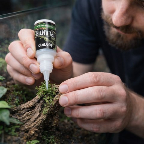 Terrario Plantir 20g - klej do dekoracji kamieni i korzeni w terrarium Terrario
